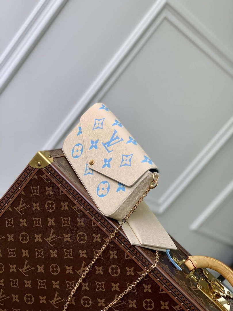 LV M82610 Louis Vuitton Pochette F¨¦licie Bag Blue - Default Title - View 3