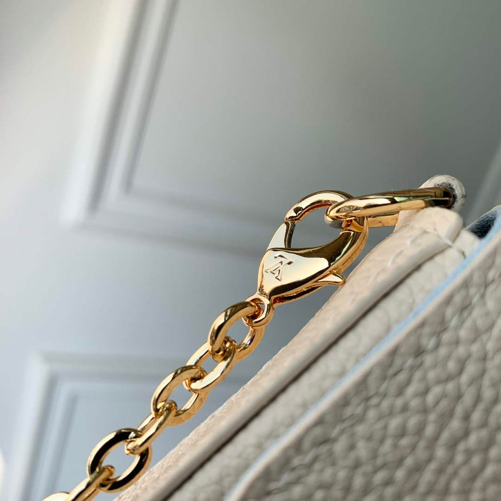 LV M82610 Louis Vuitton Pochette F¨¦licie Bag Blue