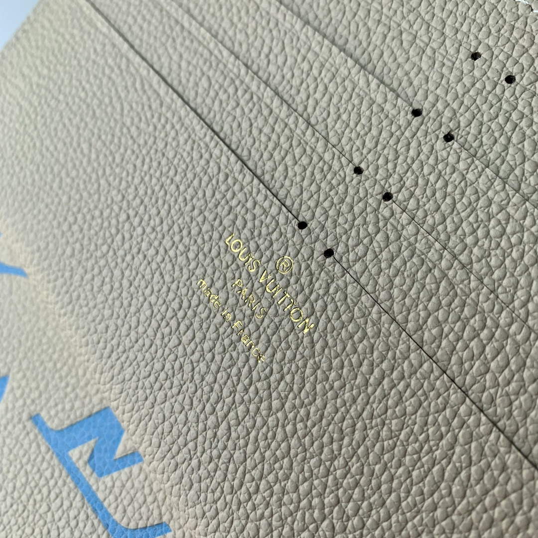 LV M82610 Louis Vuitton Pochette F¨¦licie Bag Blue