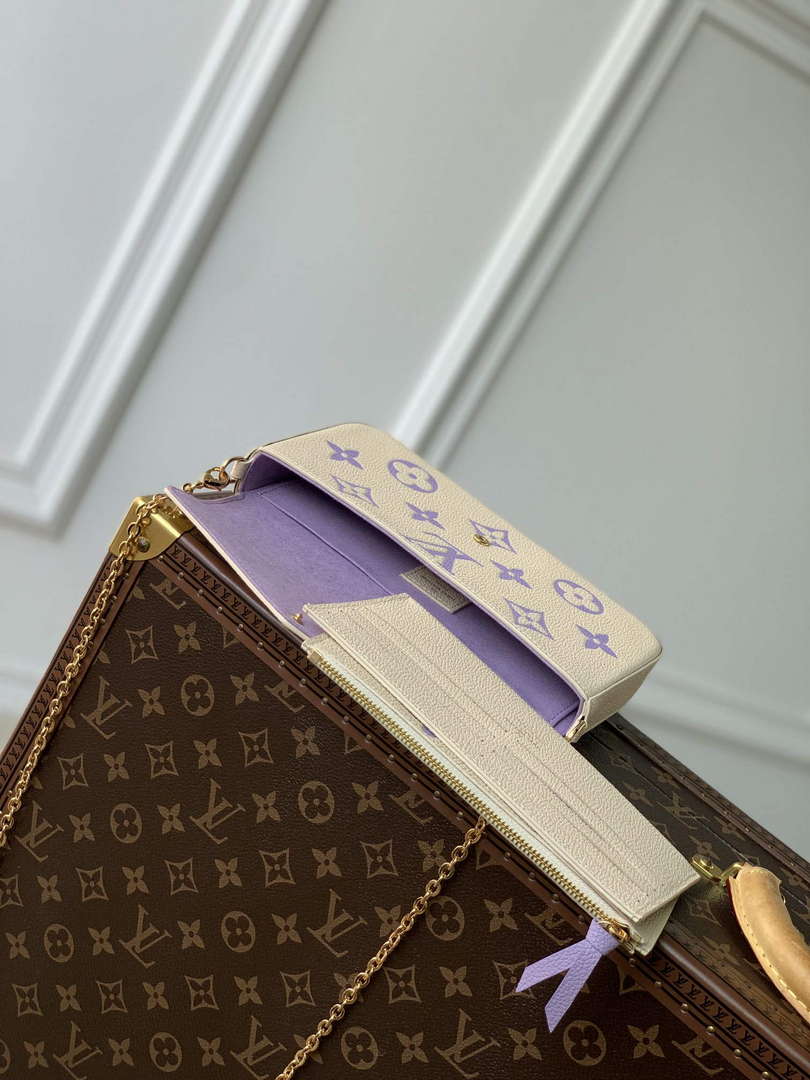 LV M82610 Louis Vuitton Pochette F¨¦licie Bag Taro Purple
