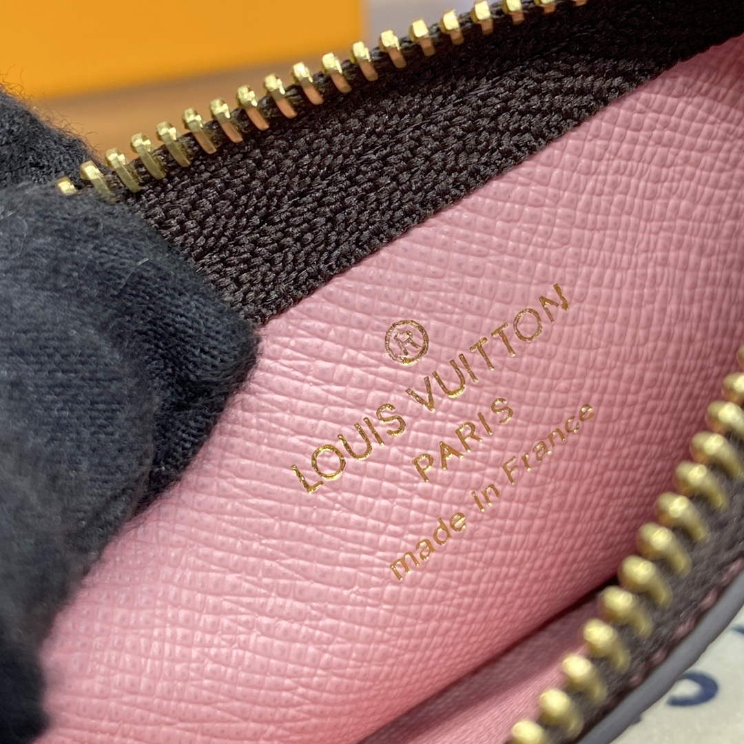 LV M82620 Louis Vuitton Key Pouch Pink