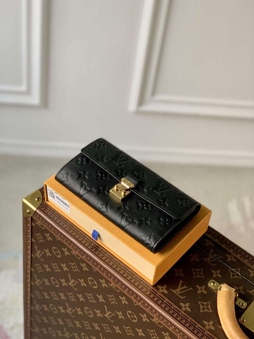 LV M82638 Louis Vuitton Sarah Wallet Black - Default Title - View 2
