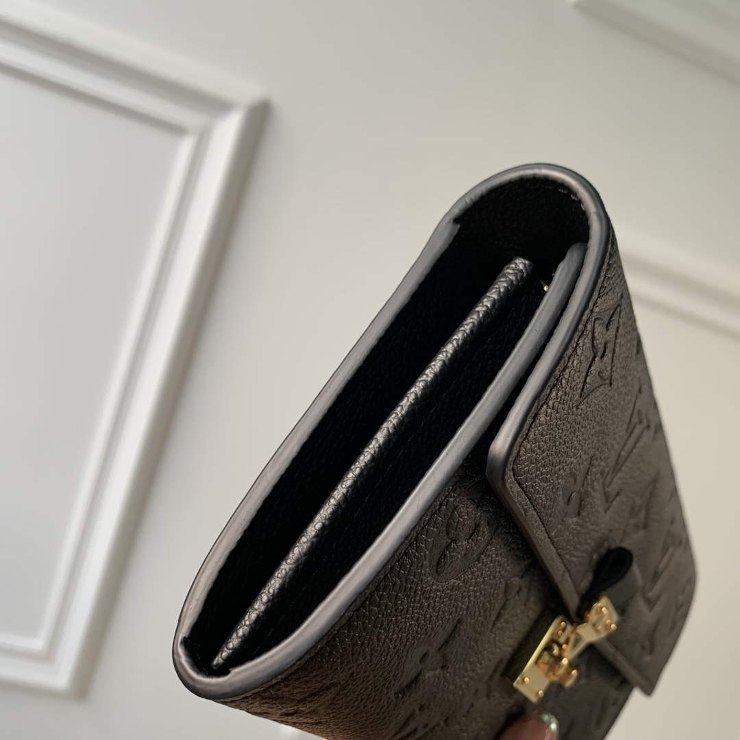LV M82638 Louis Vuitton Sarah Wallet Black