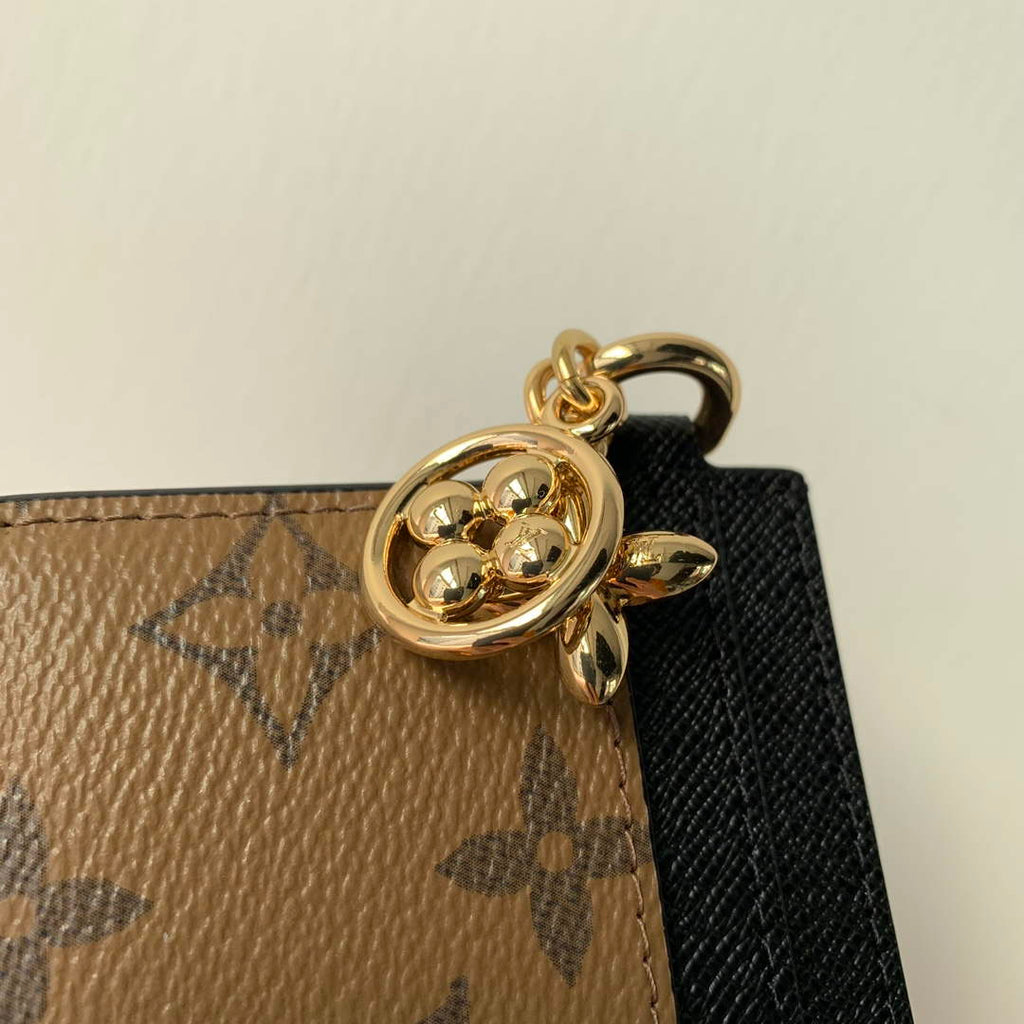 LV M82739 Louis Vuitton LV Charms Card Holder Black