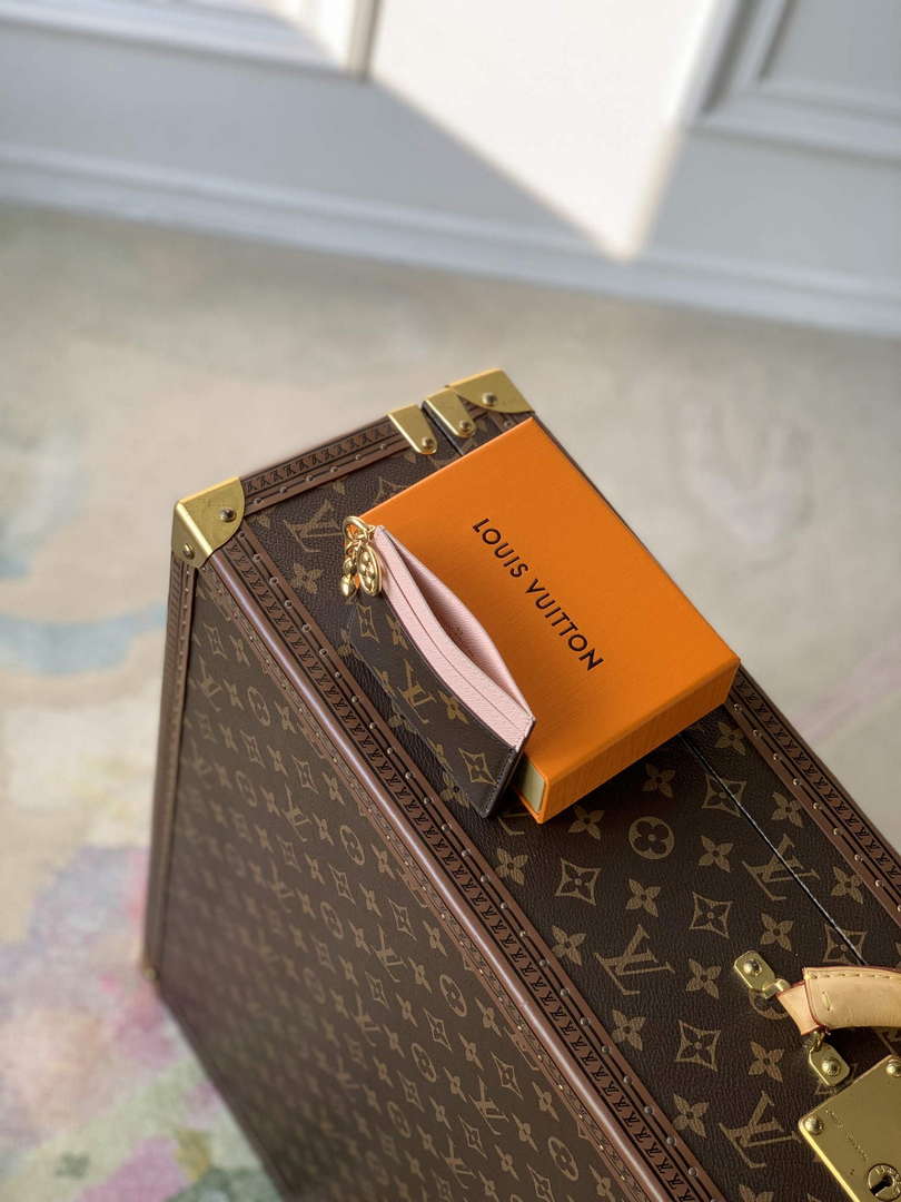 LV M82739 Louis Vuitton LV Charms Card Holder Rose Ballerine Pink