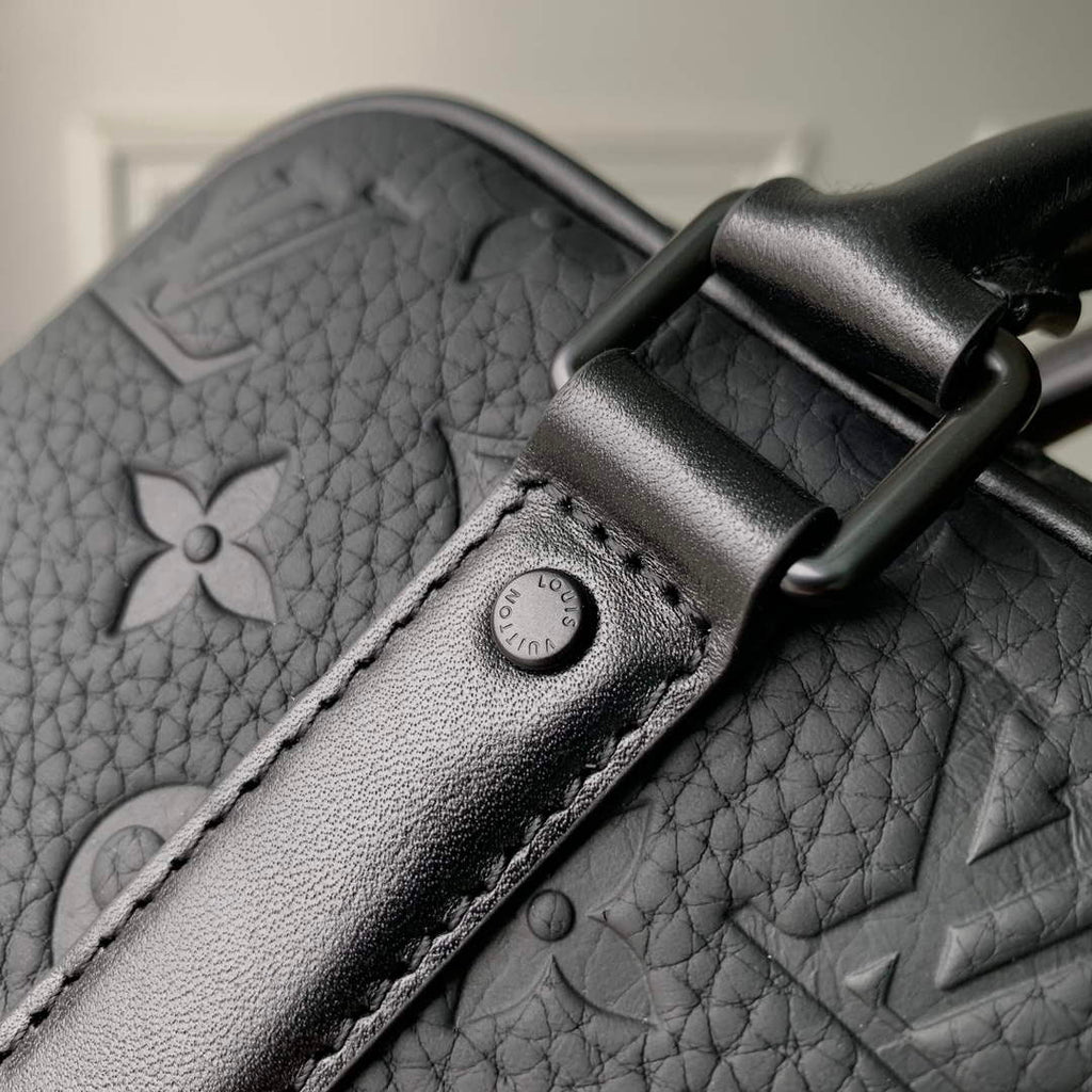 LV M82770 Louis Vuitton Nano Porte Documents Voyage Bag Black leather