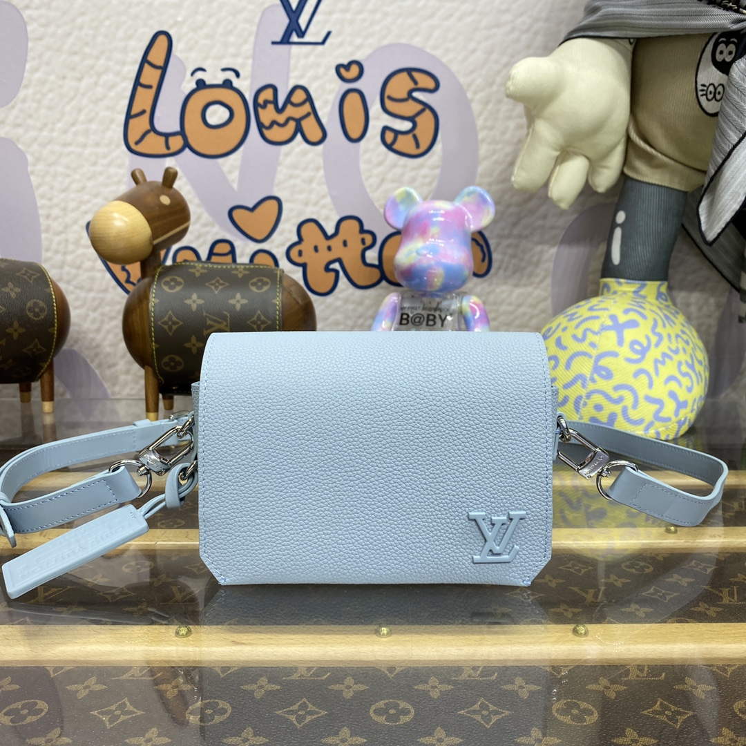 LV M82804 Louis Vuitton Fastline Wearable Wallet Cloud Blue - Default Title - View 1