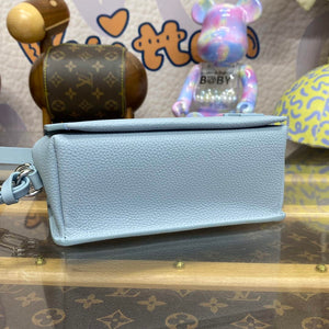 LV M82804 Louis Vuitton Fastline Wearable Wallet Cloud Blue - Default Title - View 4