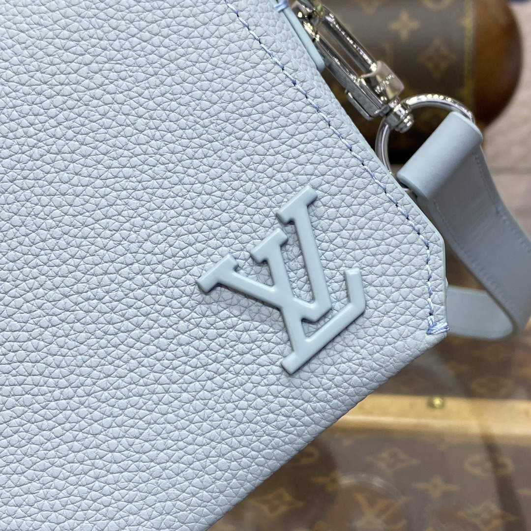 LV M82804 Louis Vuitton Fastline Wearable Wallet Cloud Blue - Default Title - View 5