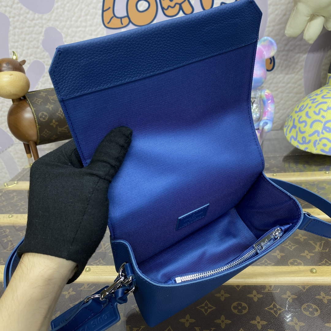 LV M82804 Louis Vuitton Fastline Wearable Wallet Dark Blue - Default Title - View 9
