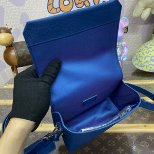 LV M82804 Louis Vuitton Fastline Wearable Wallet Dark Blue - Default Title - View 9
