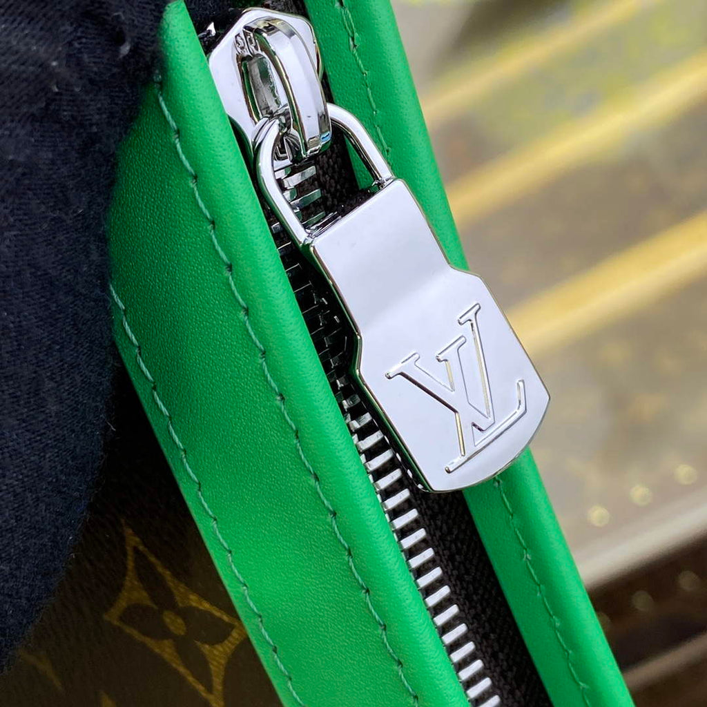 LV M82854 Louis Vuitton Pochette Voyage MM Bag Green