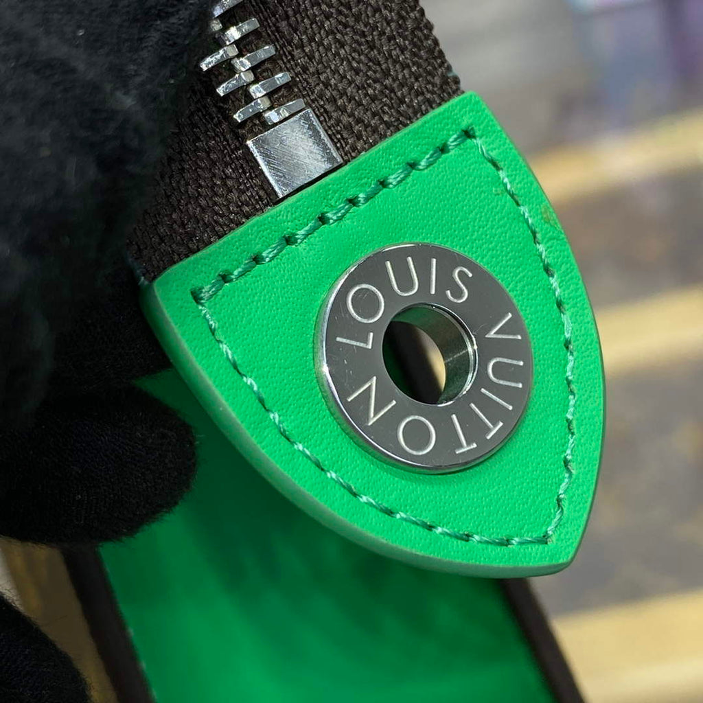 LV M82854 Louis Vuitton Pochette Voyage MM Bag Green