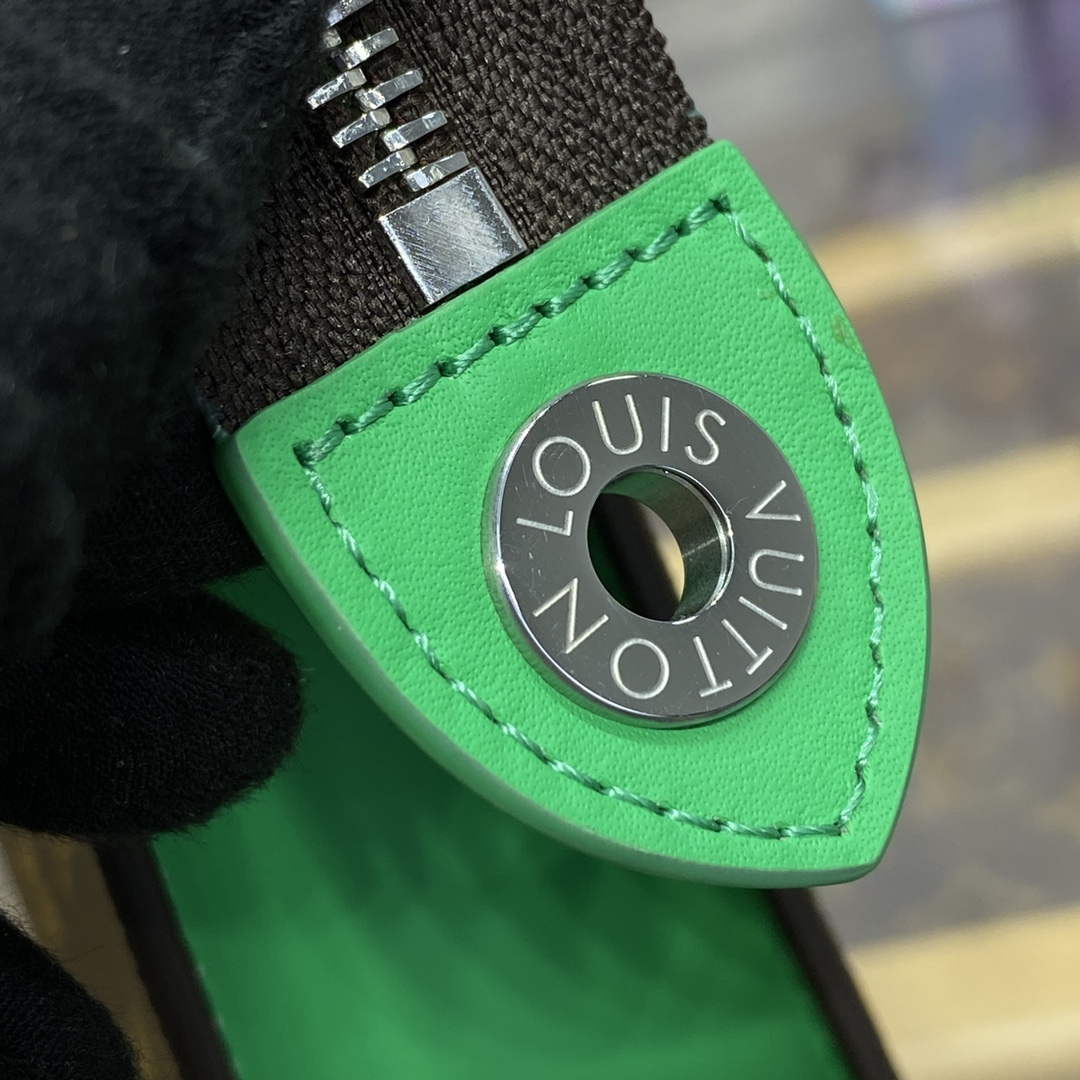 LV M82854 Louis Vuitton Pochette Voyage MM Bag Green - Default Title - View 7