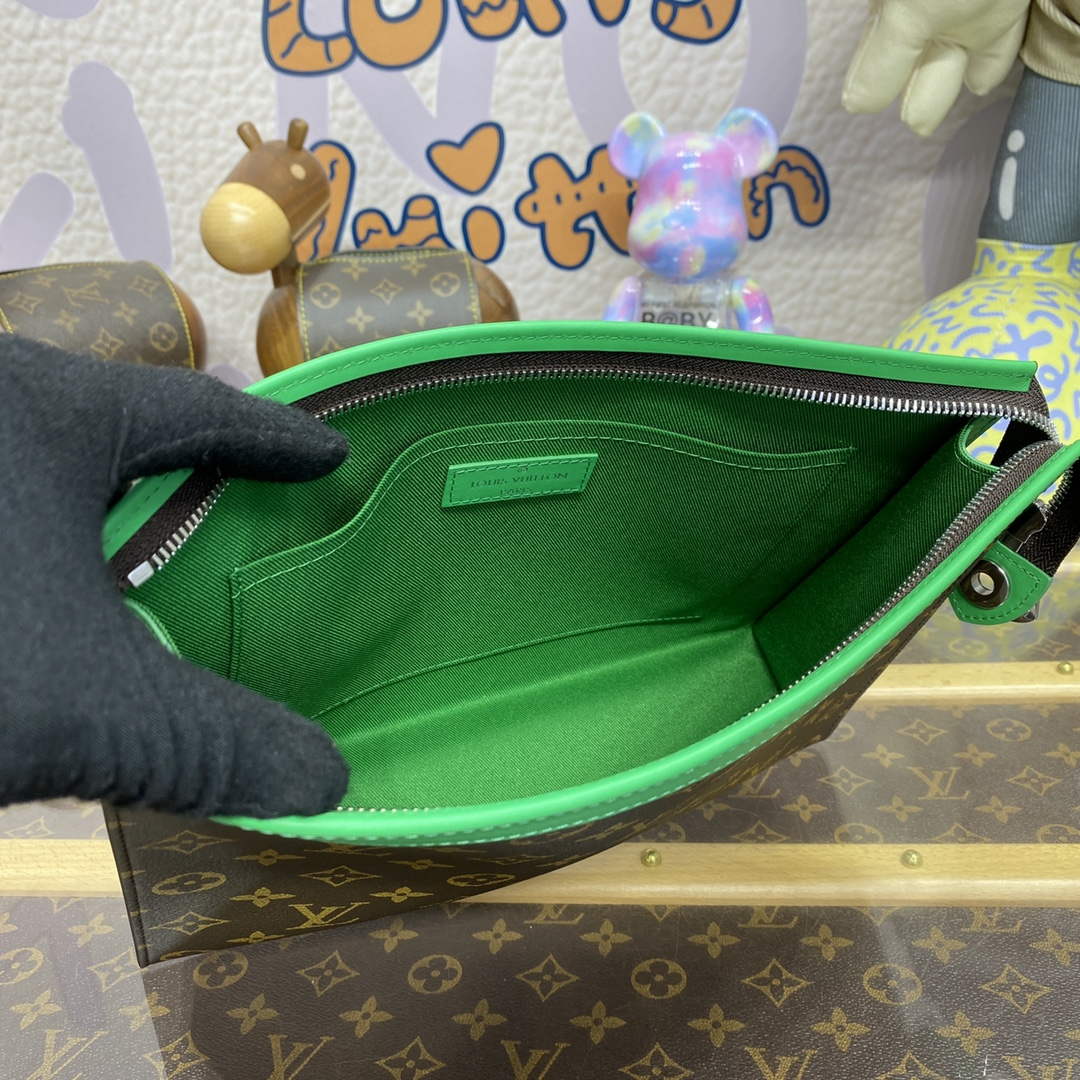 LV M82854 Louis Vuitton Pochette Voyage MM Bag Green - Default Title - View 9