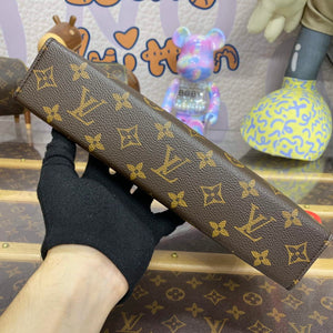 LV M82857 Louis Vuitton Pochette Voyage MM Bag Red - Default Title - View 4