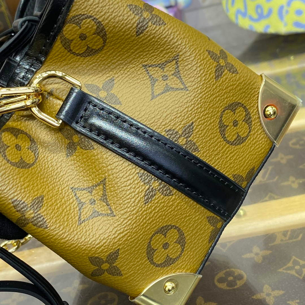 LV M82885 Louis Vuitton Noe Purse Handbag Yellow