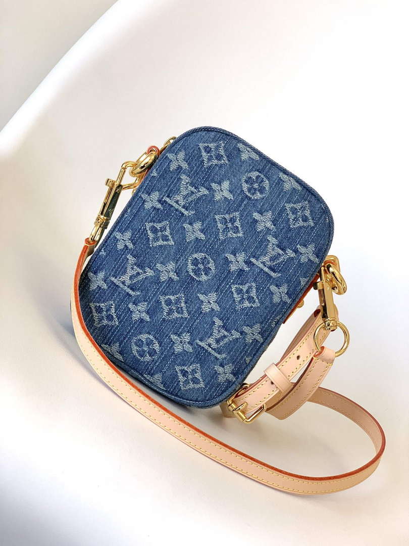 LV M82948 Louis Vuitton Fairfax Pochette Monogram Denim - Default Title - View 5