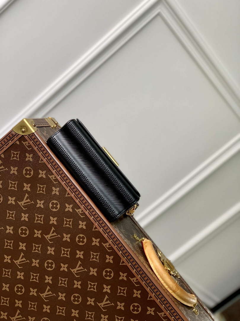 LV M83077 Louis Vuitton Twist West Pochette Epi leather Bag Black - Default Title - View 4