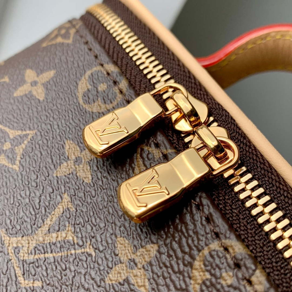 LV M83079 Louis Vuitton Nice Beauty Vanity Case