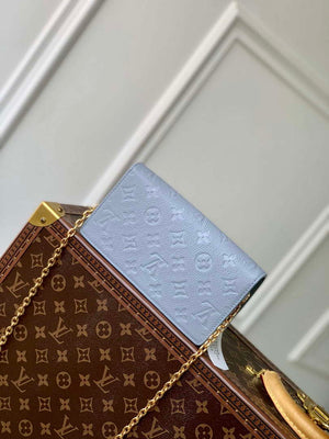 LV M83233 Louis Vuitton Wallet On Chain Lily Bag Blue Hour - Default Title - View 4