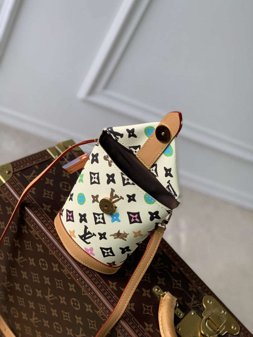 LV M83343 Louis Vuitton Envelope Pouch Bag Vanilla - Default Title - View 9