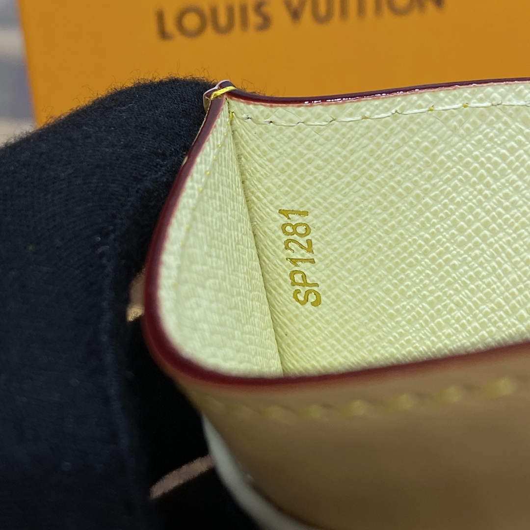 LV M83348 Louis Vuitton Card Holder Vanilla