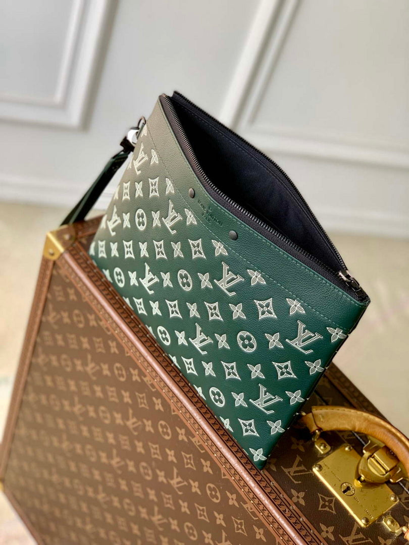 LV M83382 Louis Vuitton Pochette To-Go Bag Forest Green
