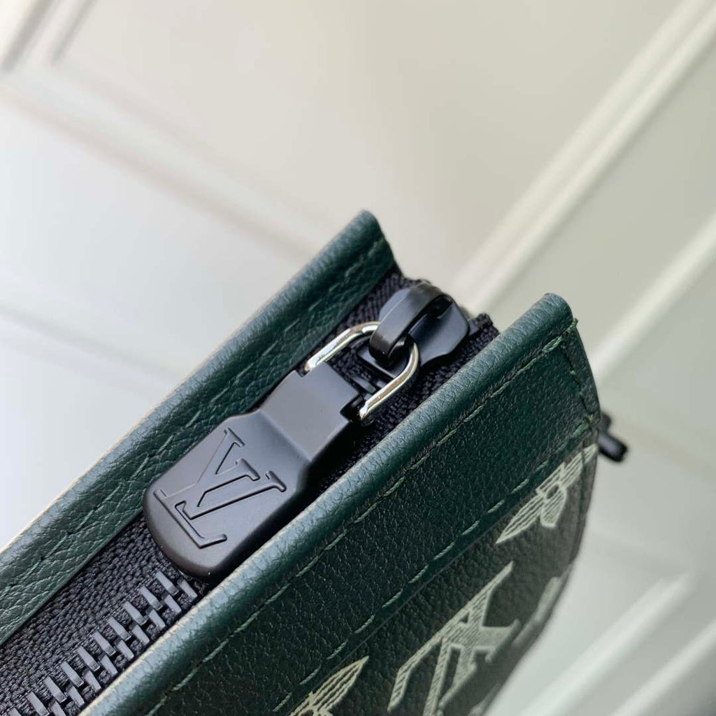 LV M83384 Louis Vuitton Gaston Wearable Wallet Forest Green