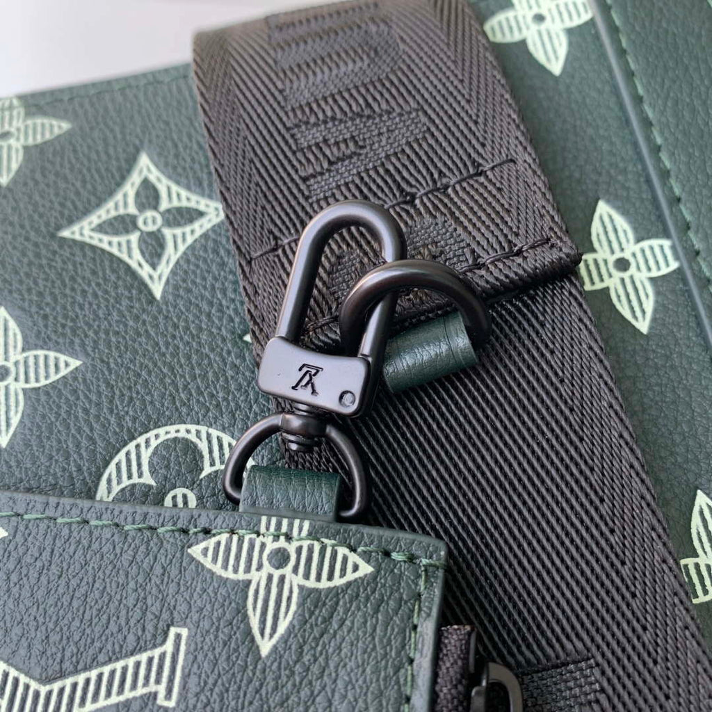 LV M83384 Louis Vuitton Gaston Wearable Wallet Forest Green