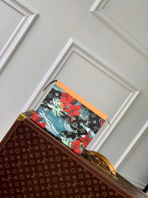 LV M83465 Louis Vuitton Pochette Voyage Nano City Bag Green - Default Title - View 3