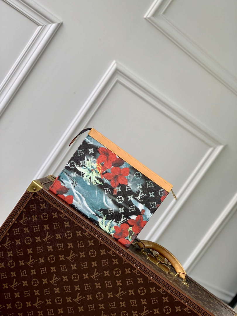 LV M83465 Louis Vuitton Pochette Voyage Nano City Bag Green