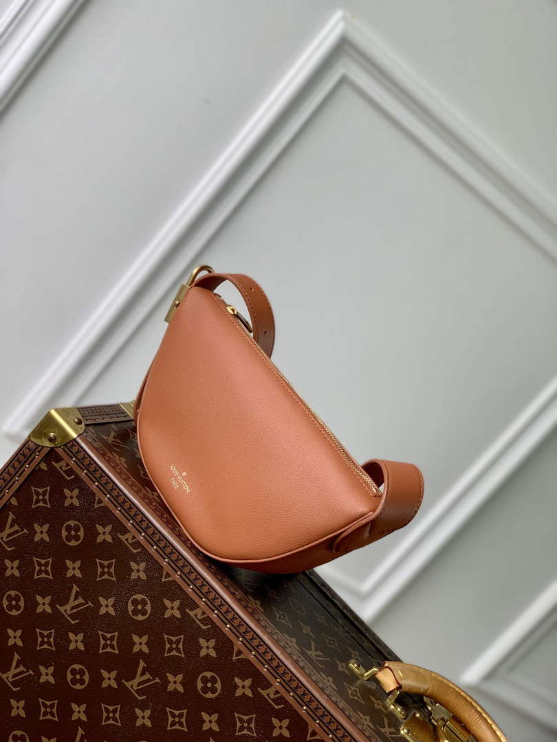 LV M83546 Louis Vuitton Low Key Bumbag Cognac Brown - Default Title - View 2
