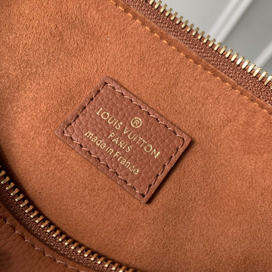 LV M83546 Louis Vuitton Low Key Bumbag Cognac Brown