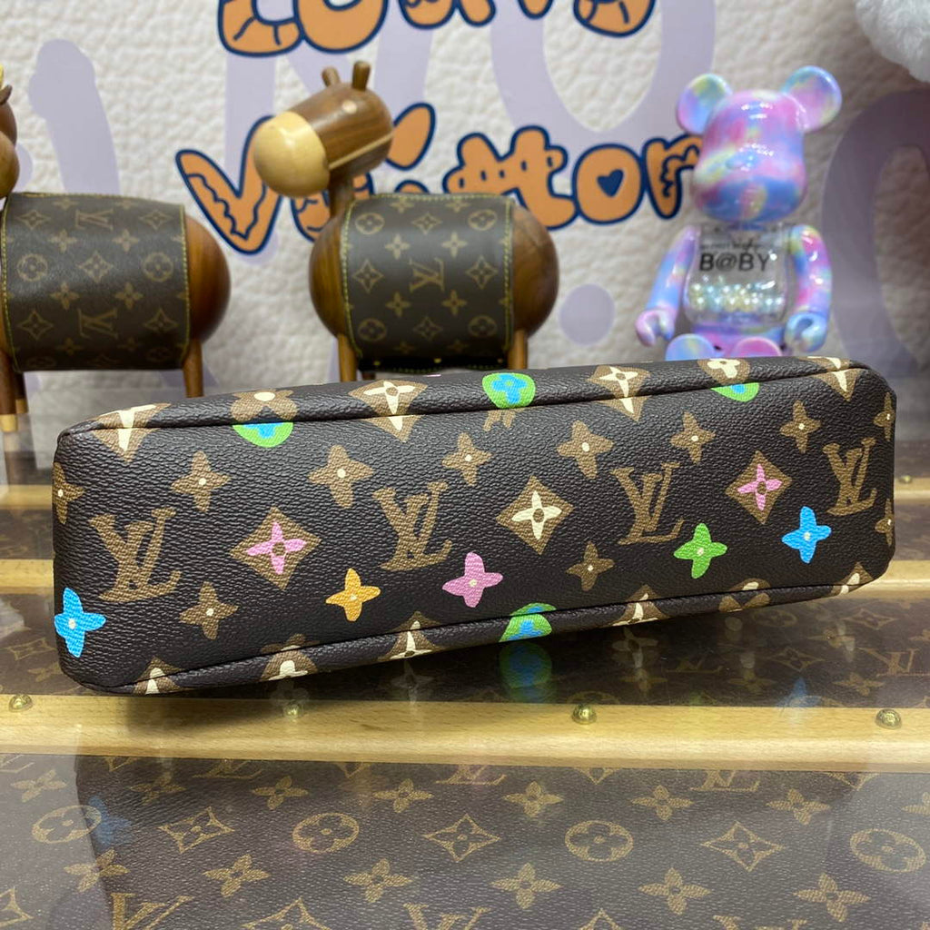 LV M83568 Louis Vuitton Pochette Voyage Souple Chocolate