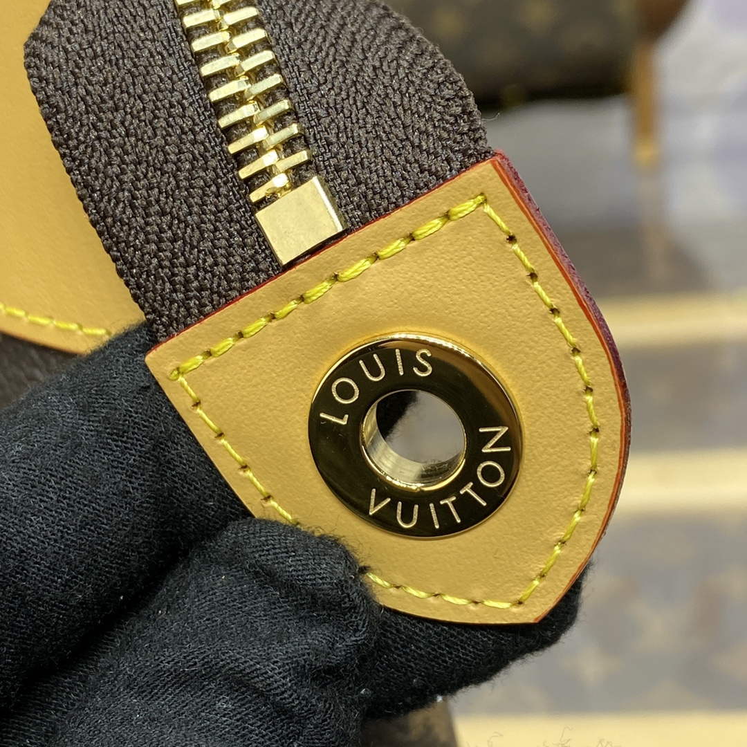 LV M83568 Louis Vuitton Pochette Voyage Souple Chocolate - Default Title - View 7