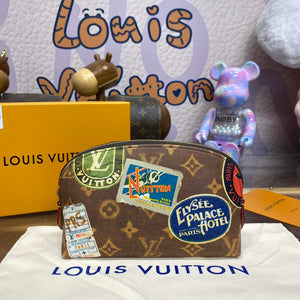 LV M83597 Louis Vuitton Cosmetic Pouch Bag Monogram Canvas - Default Title - View 1