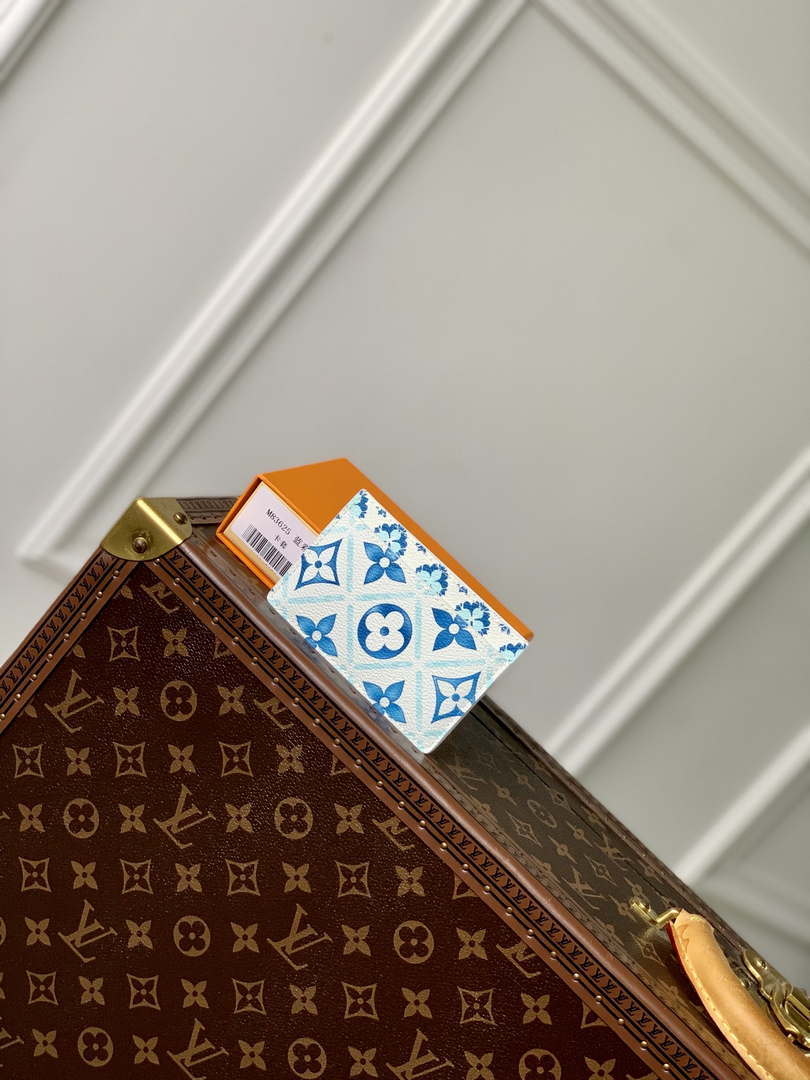 LV M83625 Louis Vuitton LV By The Pool Card Holder Blue