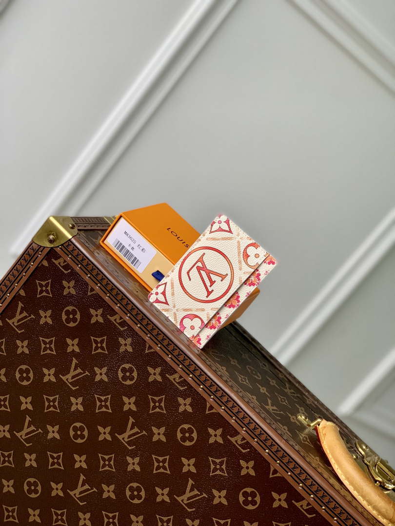 LV M83625 Louis Vuitton LV By The Pool Card Holder Coral