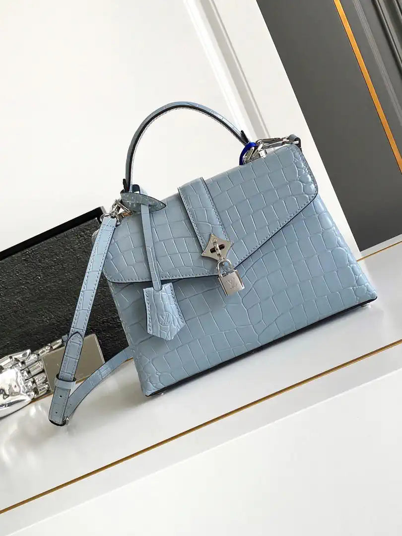 LV M84714 Louis Vuitton Crocodile pattern MM Light Blue