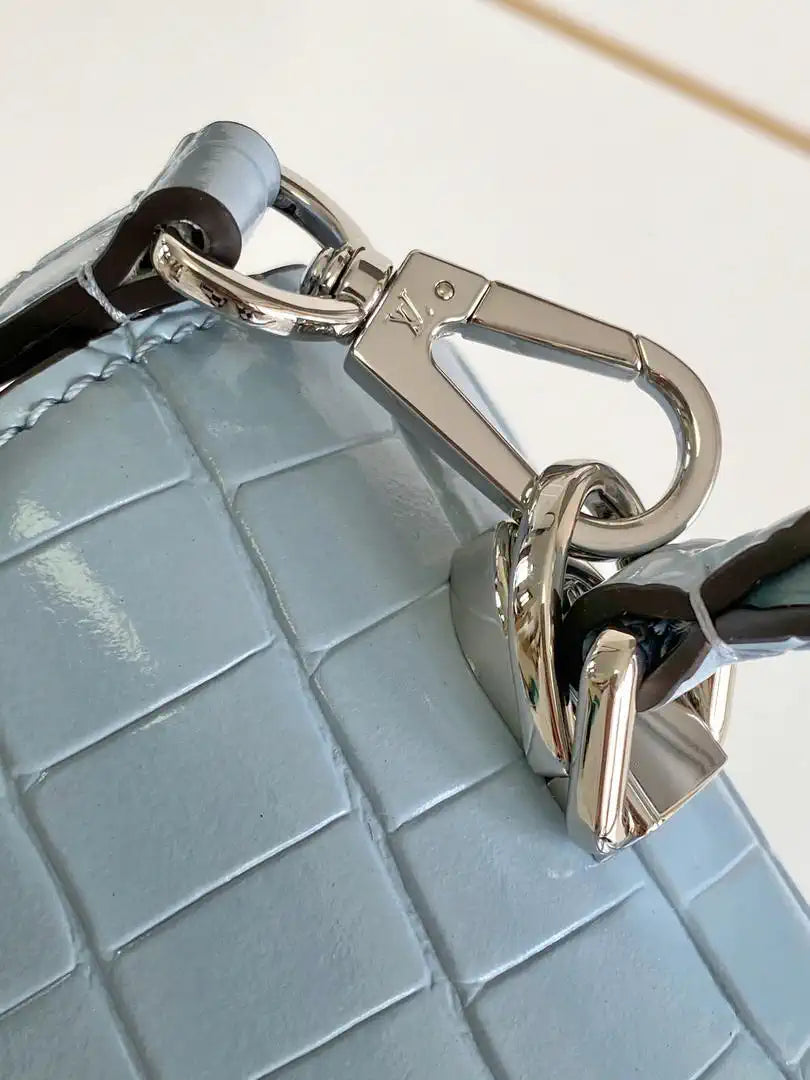 LV M84714 Louis Vuitton Crocodile pattern MM Light Blue