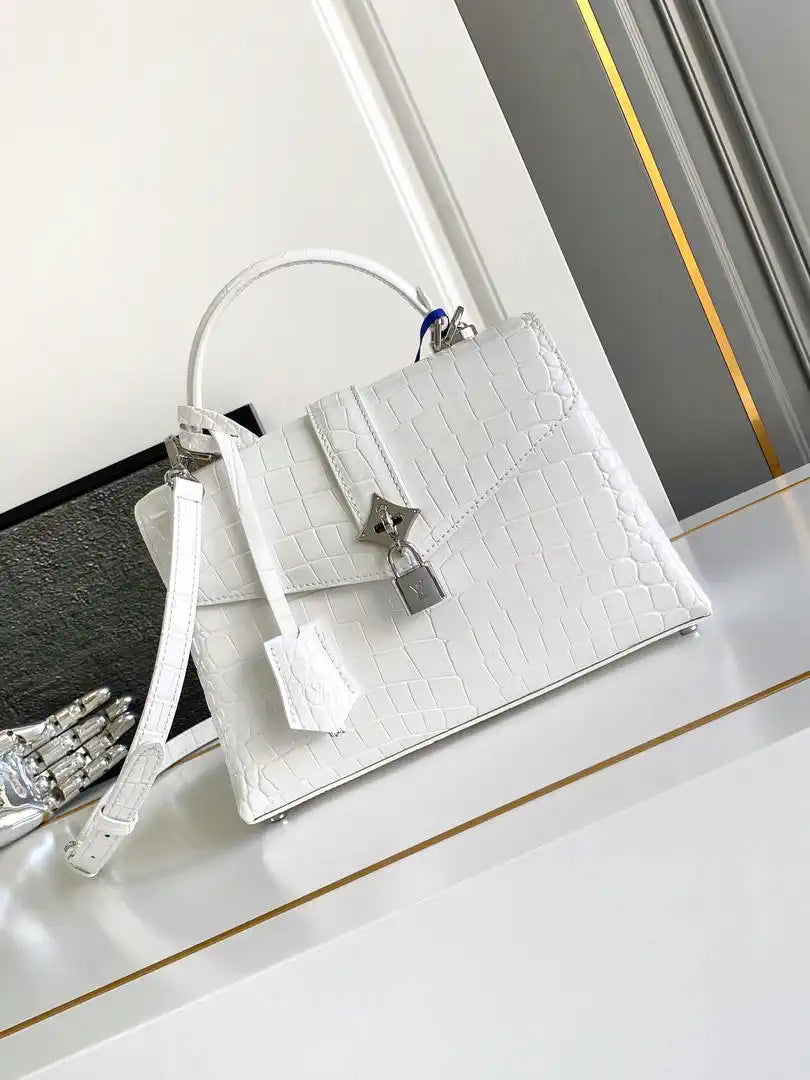 LV M84714 Louis Vuitton Crocodile pattern MM White