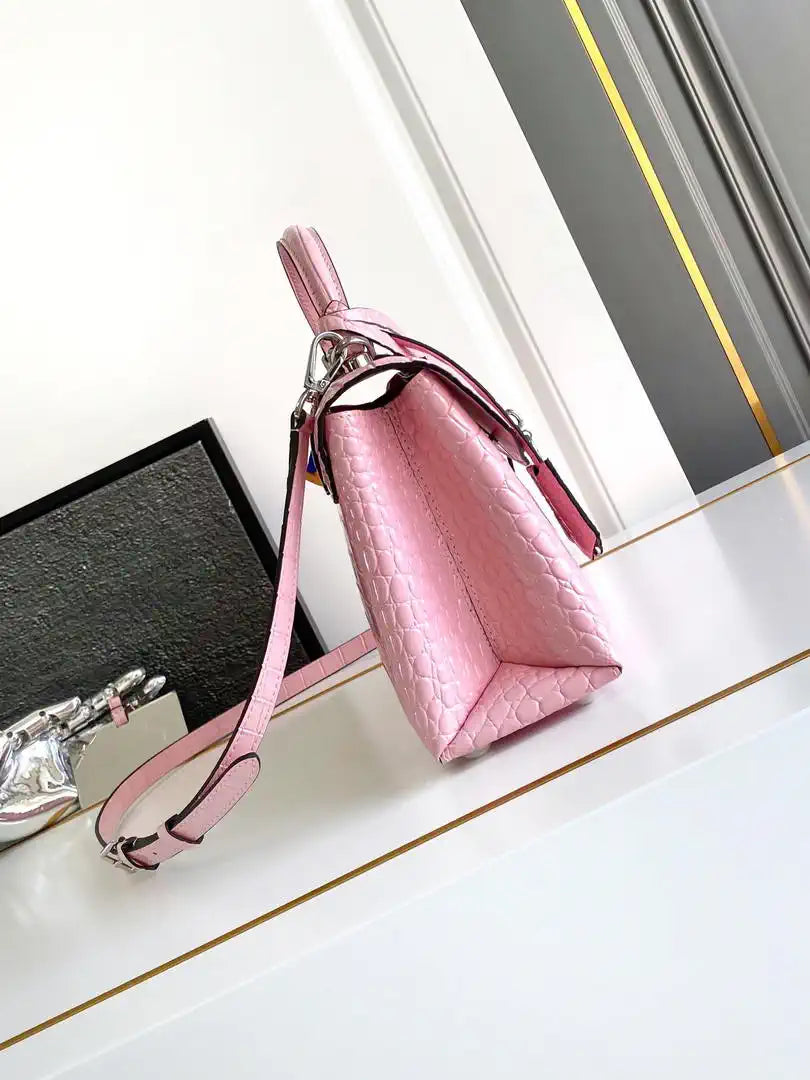LV M84714 Louis Vuitton Crocodile pattern Pink