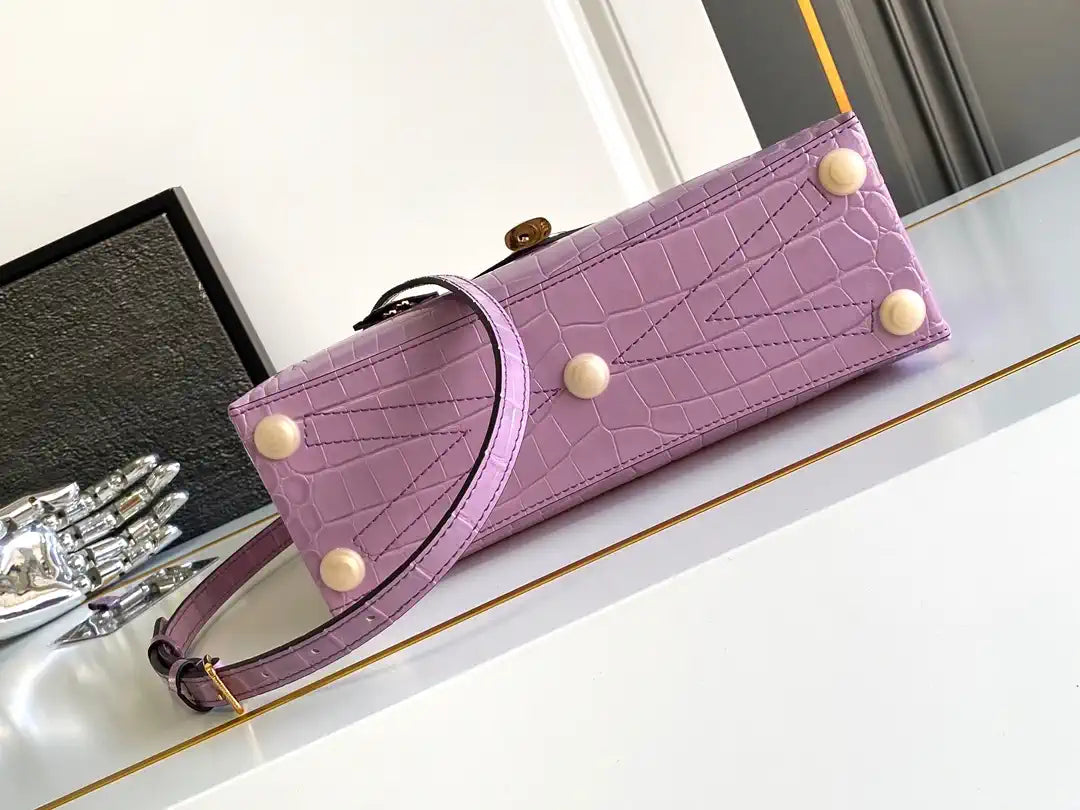 LV M84714 Louis Vuitton Crocodile pattern Purpel