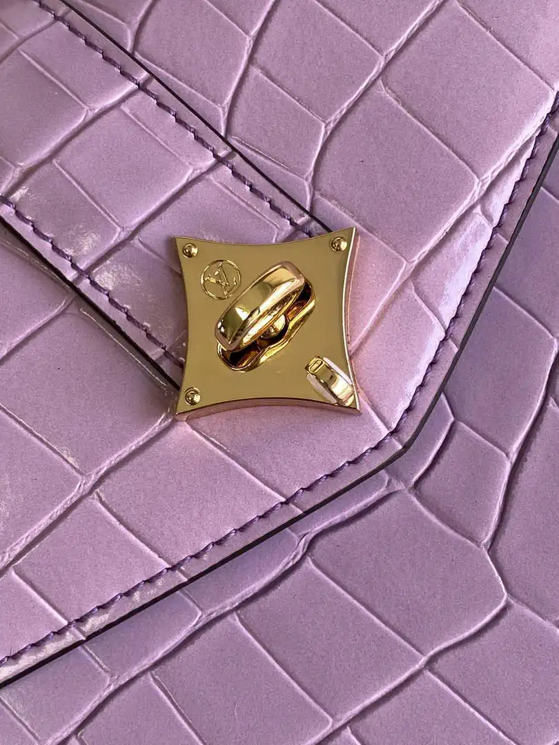 LV M84714 Louis Vuitton Crocodile pattern Purpel