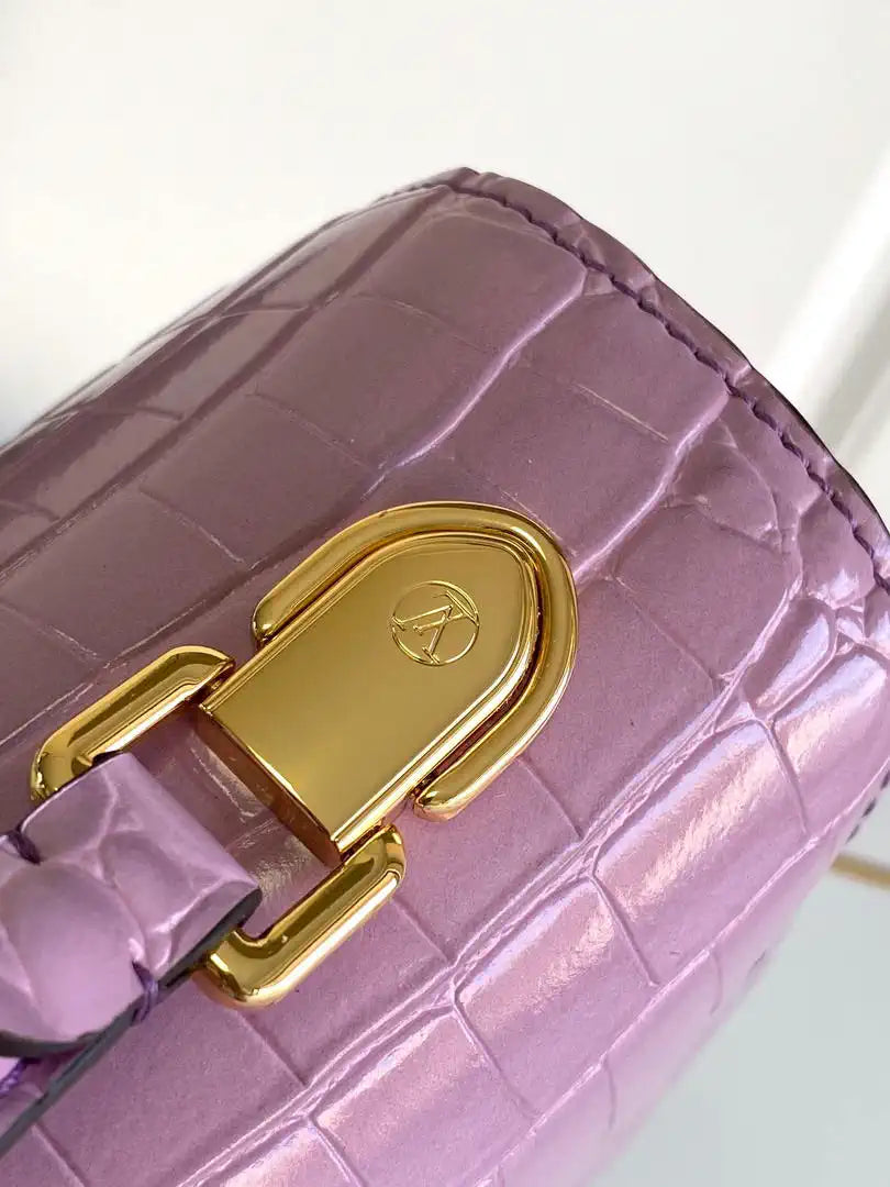 LV M84714 Louis Vuitton Crocodile pattern Purpel