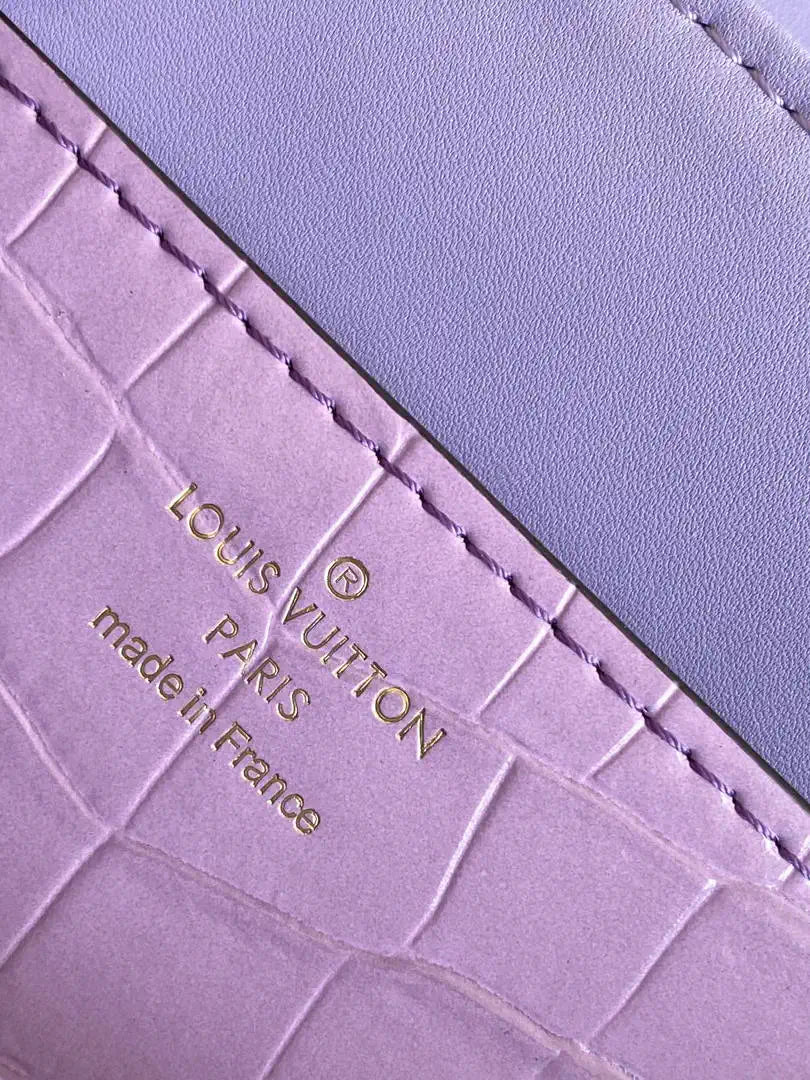LV M84714 Louis Vuitton Crocodile pattern Purpel