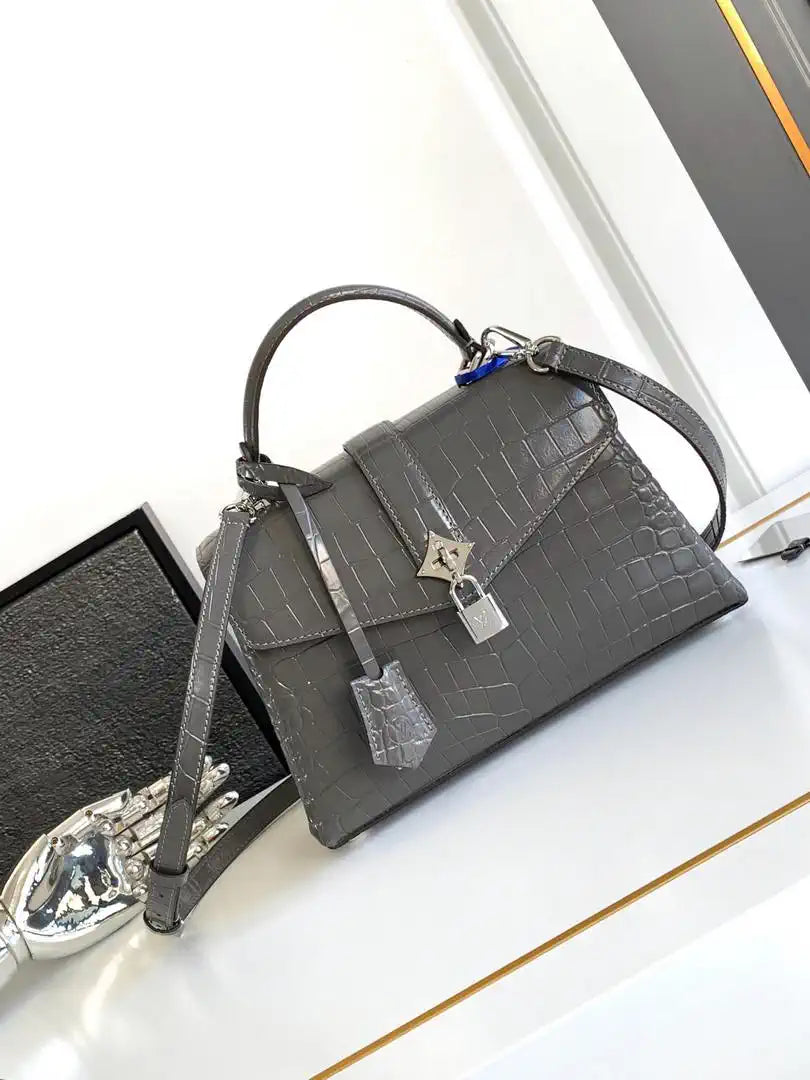 LV M84714 Louis Vuitton Crocodile pattern Gray