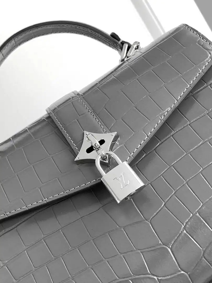 LV M84714 Louis Vuitton Crocodile pattern Gray