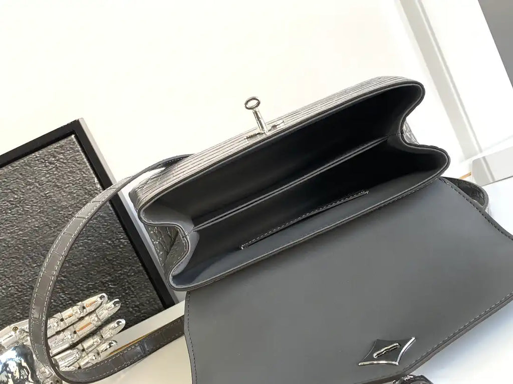 LV M84714 Louis Vuitton Crocodile pattern Gray
